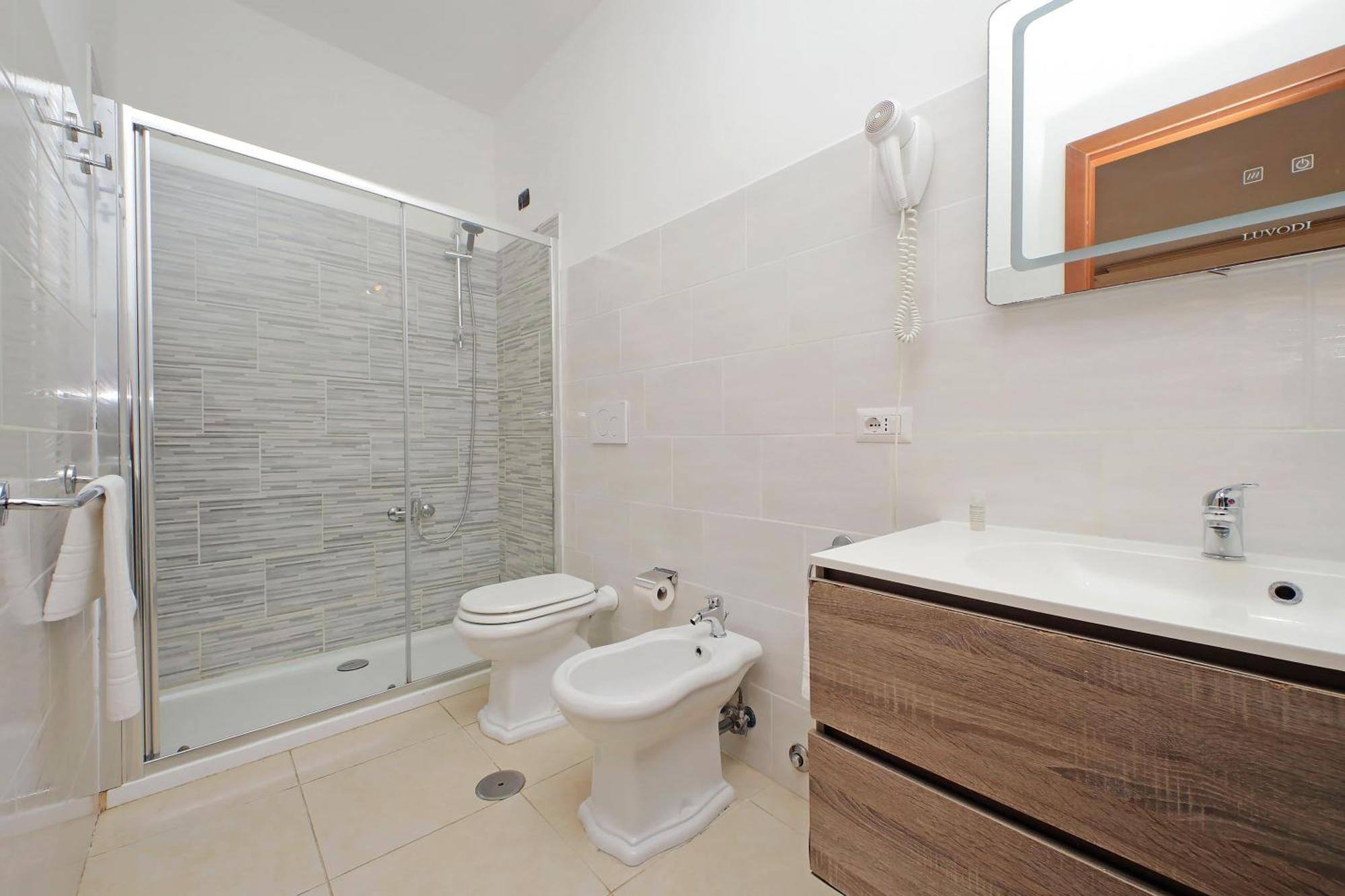 Romulus Rooms Екстериор снимка