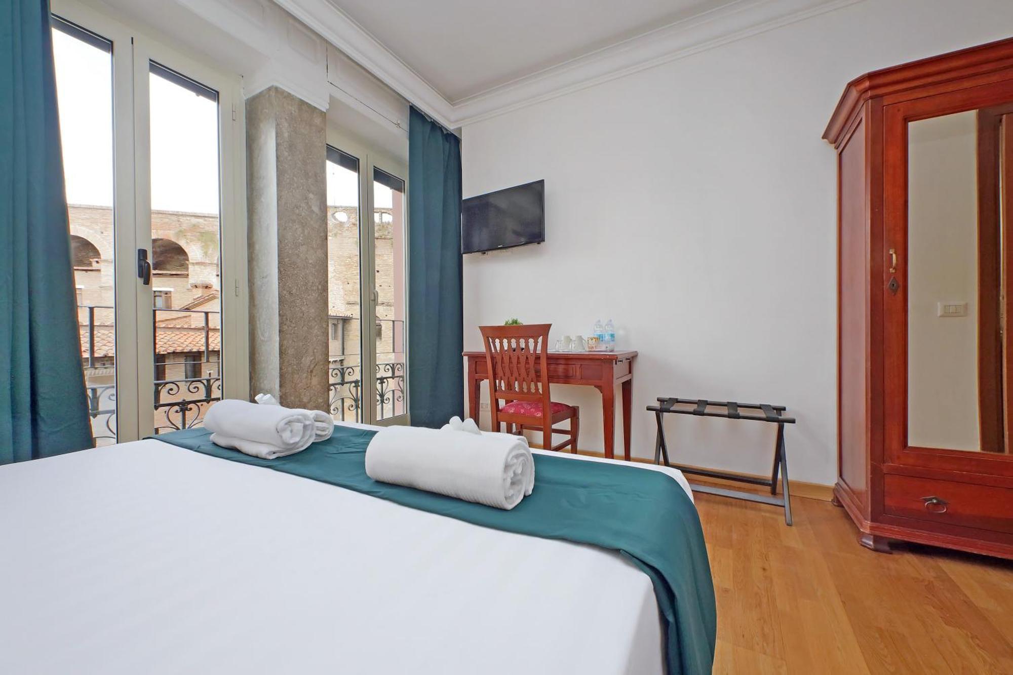 Romulus Rooms Екстериор снимка